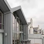 Waterside Living I Luxe * 布里斯托