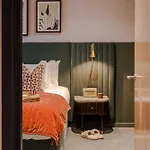 Waterside Living I Luxe 아파트 *