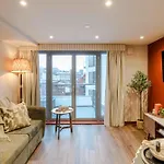 Waterside Living I Luxe 公寓 *