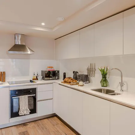 Wapping Wharf I Your Apartment Bristol