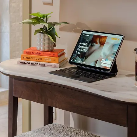 Waterside Living I Luxe Bristol