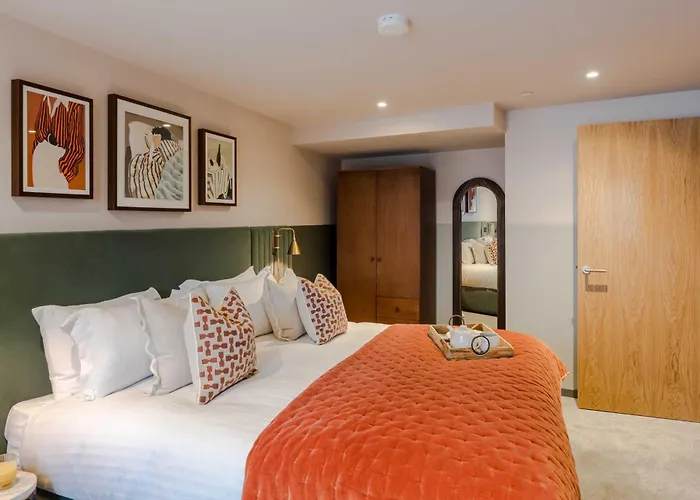 Apartment Waterside Living I Luxe Bristol