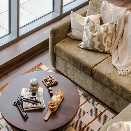 Waterside Living I Luxe