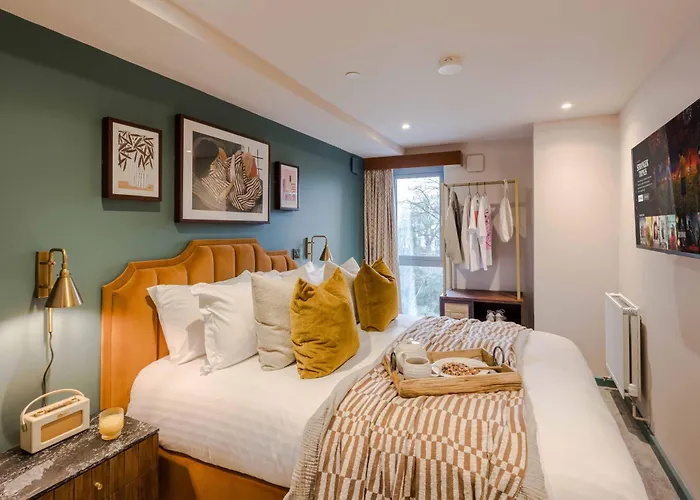 Apartment Waterside Living I Luxe Bristol