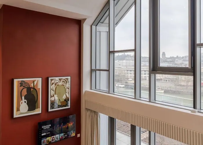 Waterside Living I Luxe Bristol